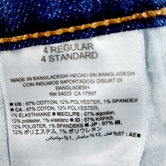 Old Navy Semi-Fitted Stretch Cuffed Sz 4 Jean Shor - Picture 5 of 8